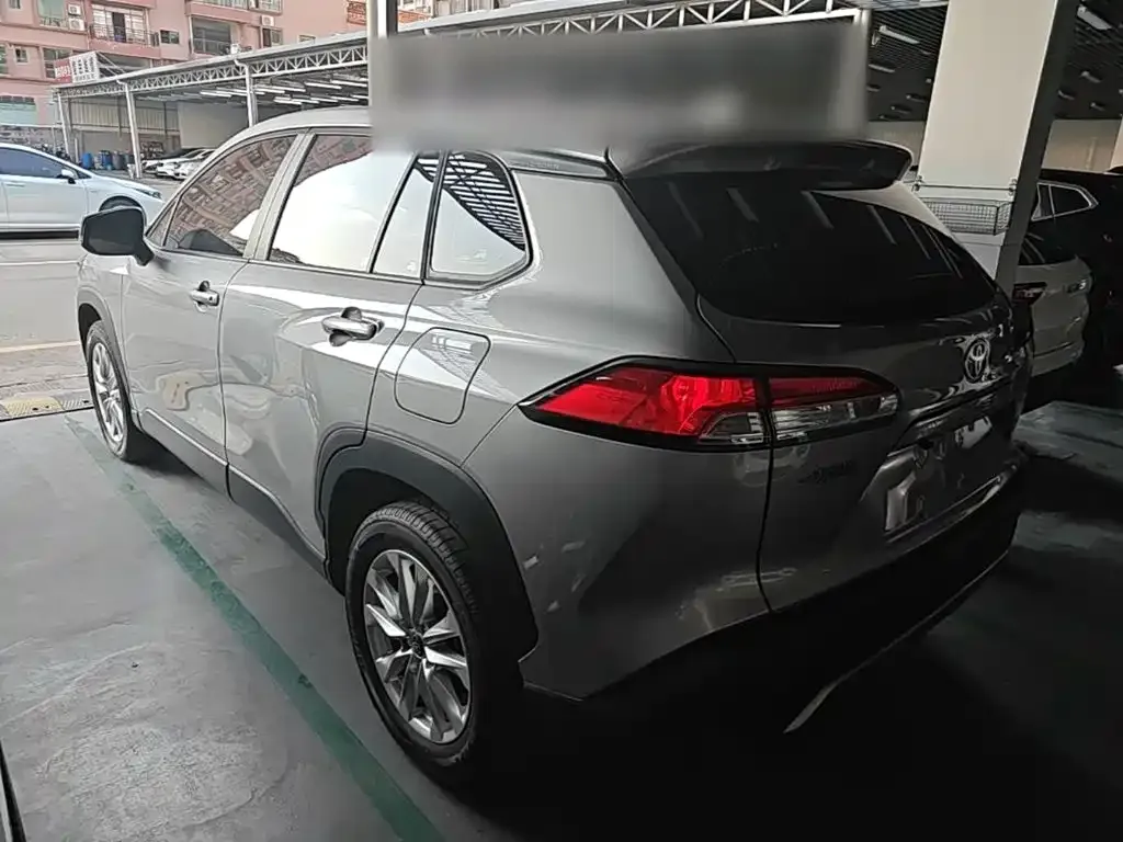 Toyota Corolla Cross — фото 2