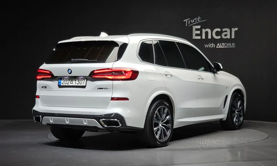 BMW X5 — фото 10