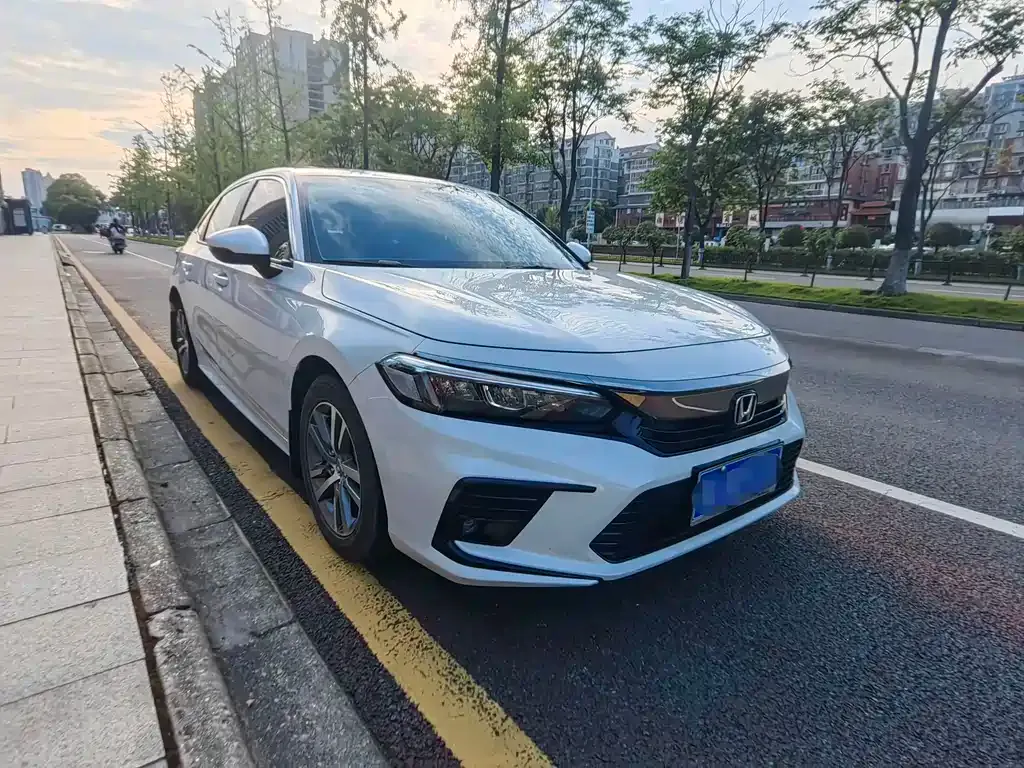 Honda Civic — фото 5