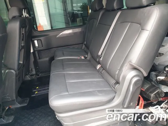 Hyundai Staria — фото 4