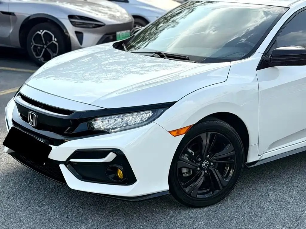 Honda Civic — фото 8