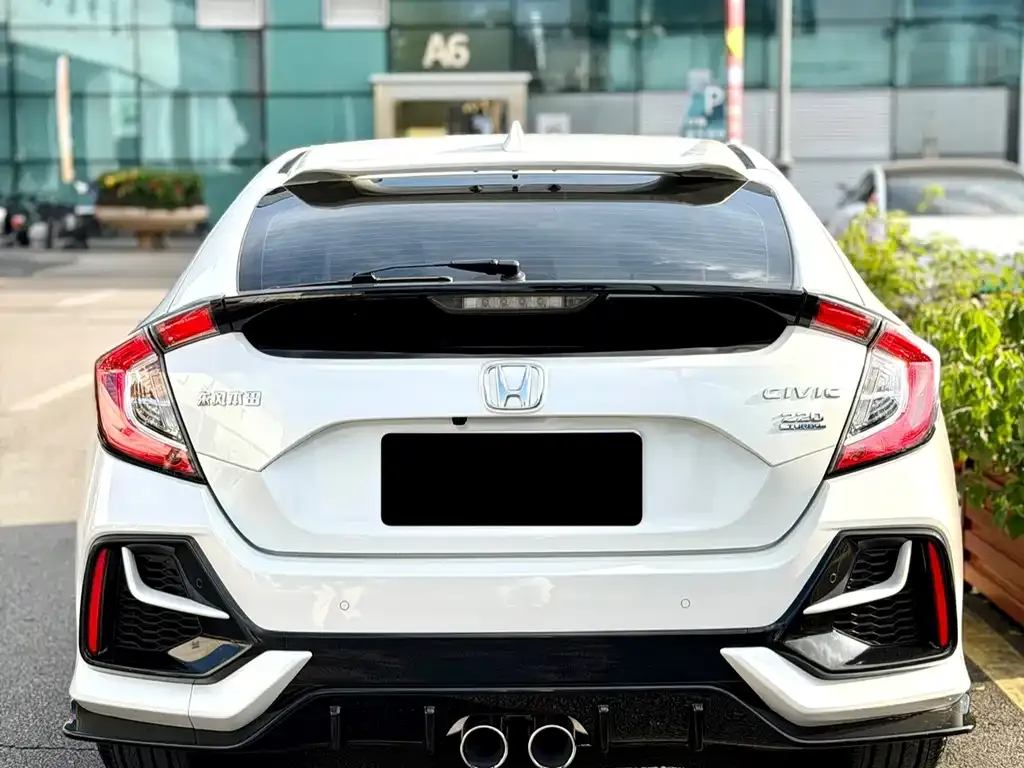 Honda Civic — фото 9