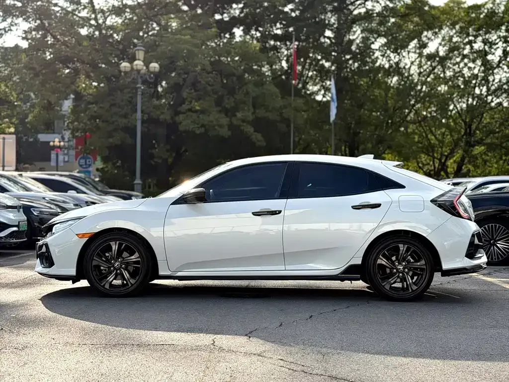 Honda Civic — фото 5