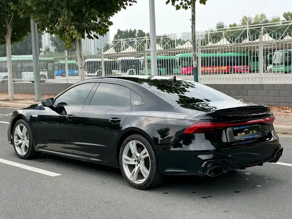 Audi A7L — фото 3