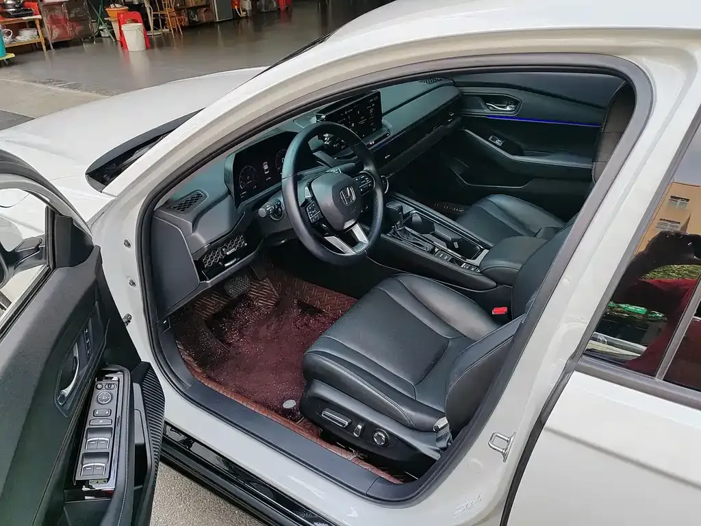 Honda Accord — фото 2