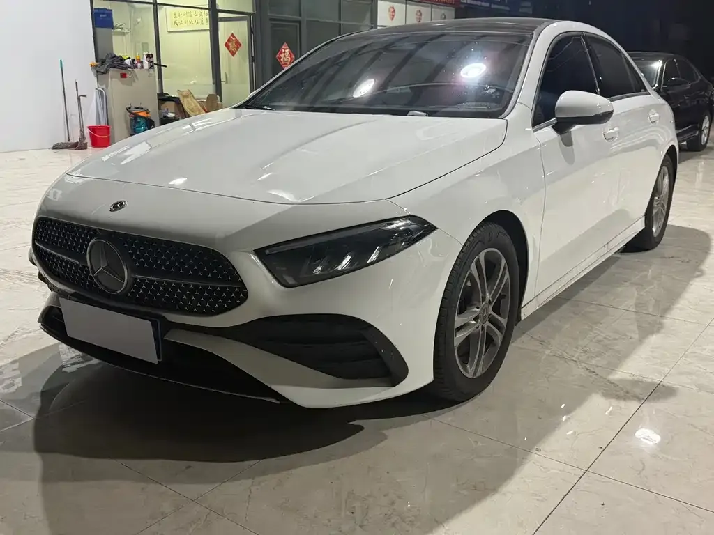 Mercedes-Benz A-Class — фото 1