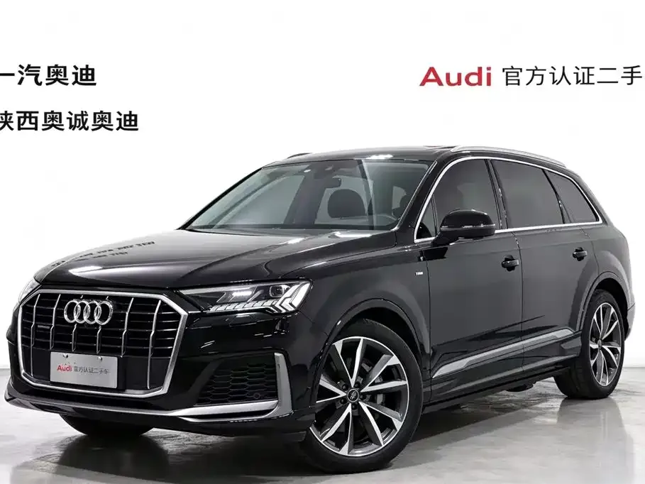Audi Q7 — фото 1