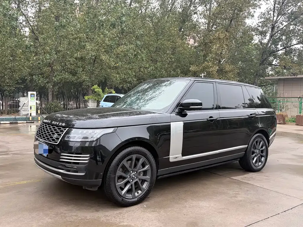 Land Rover Range Rover — фото 1