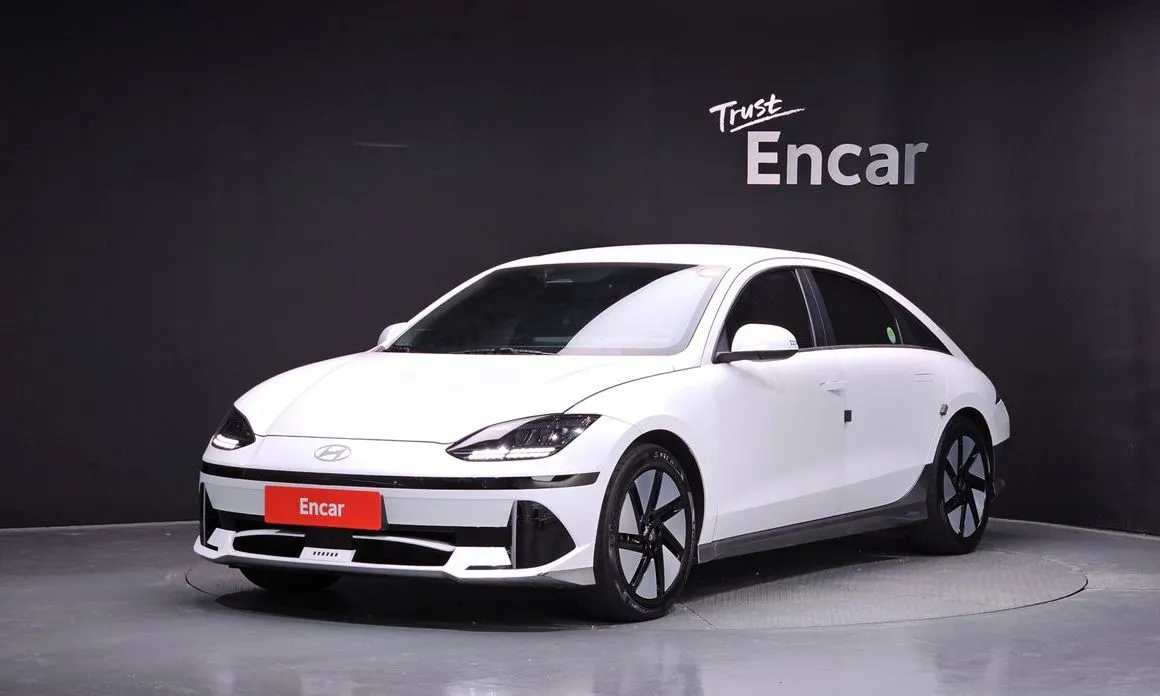 Hyundai Ioniq6 — фото 1