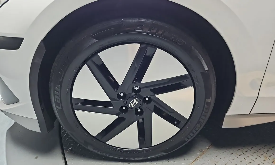 Hyundai Ioniq6 — фото 3