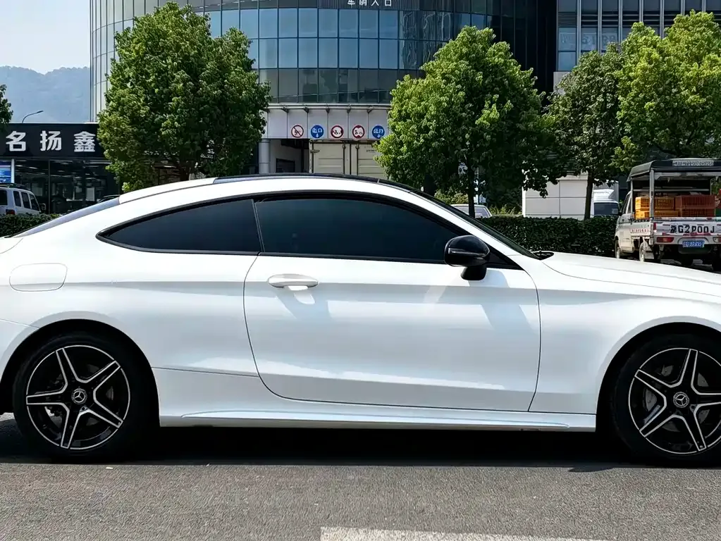 Mercedes-Benz C-Class (Import) — фото 8