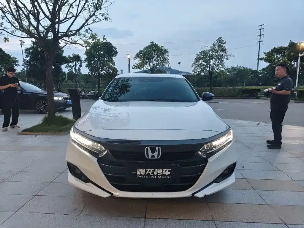 Honda Accord — фото 5