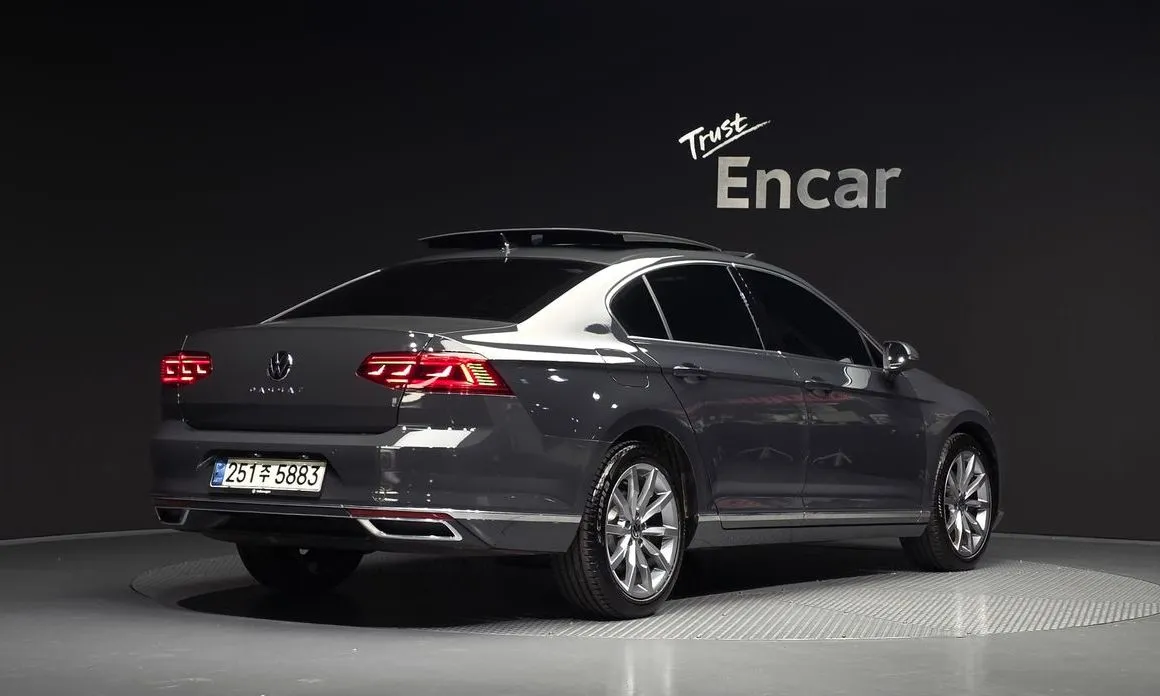 Volkswagen Passat — фото 3