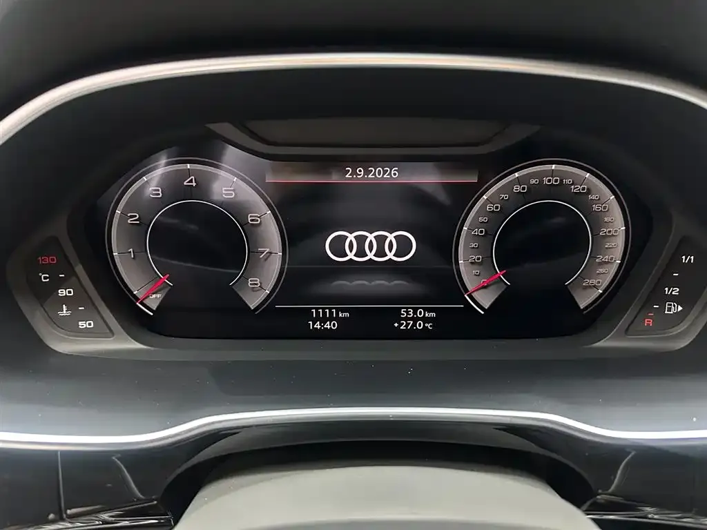 Audi Q3 — фото 7