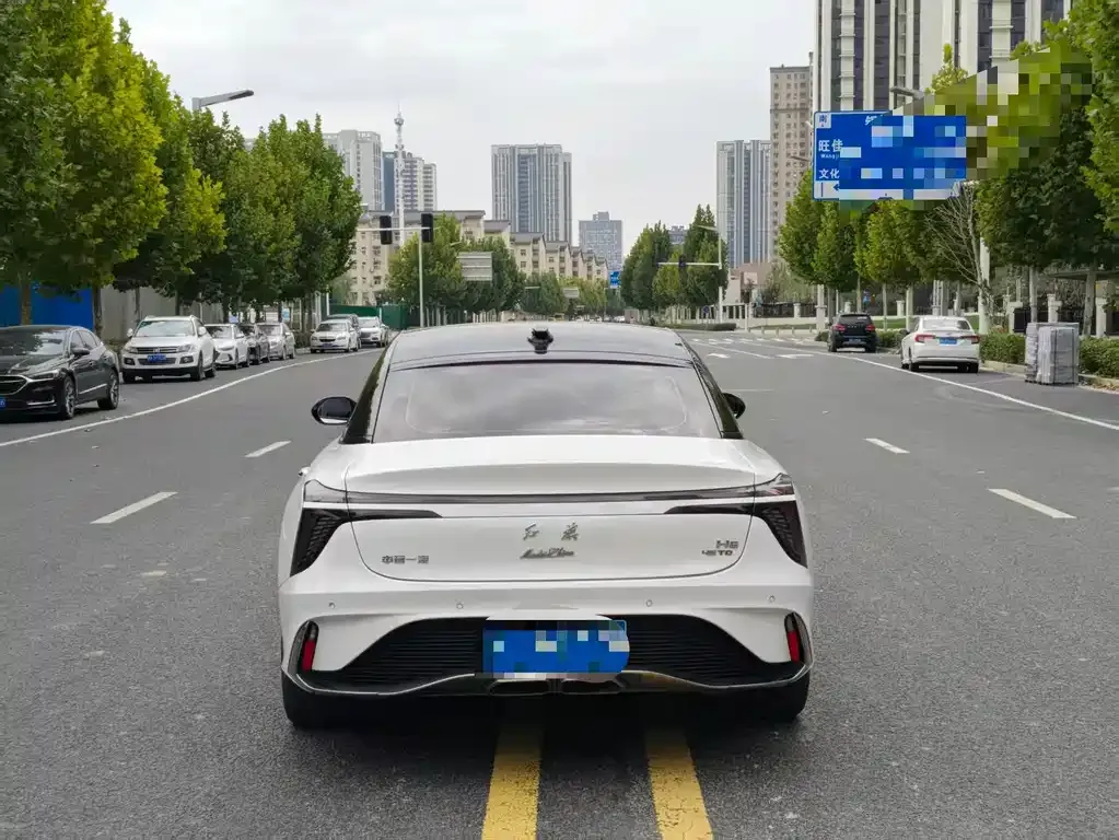 Hongqi H6 — фото 3