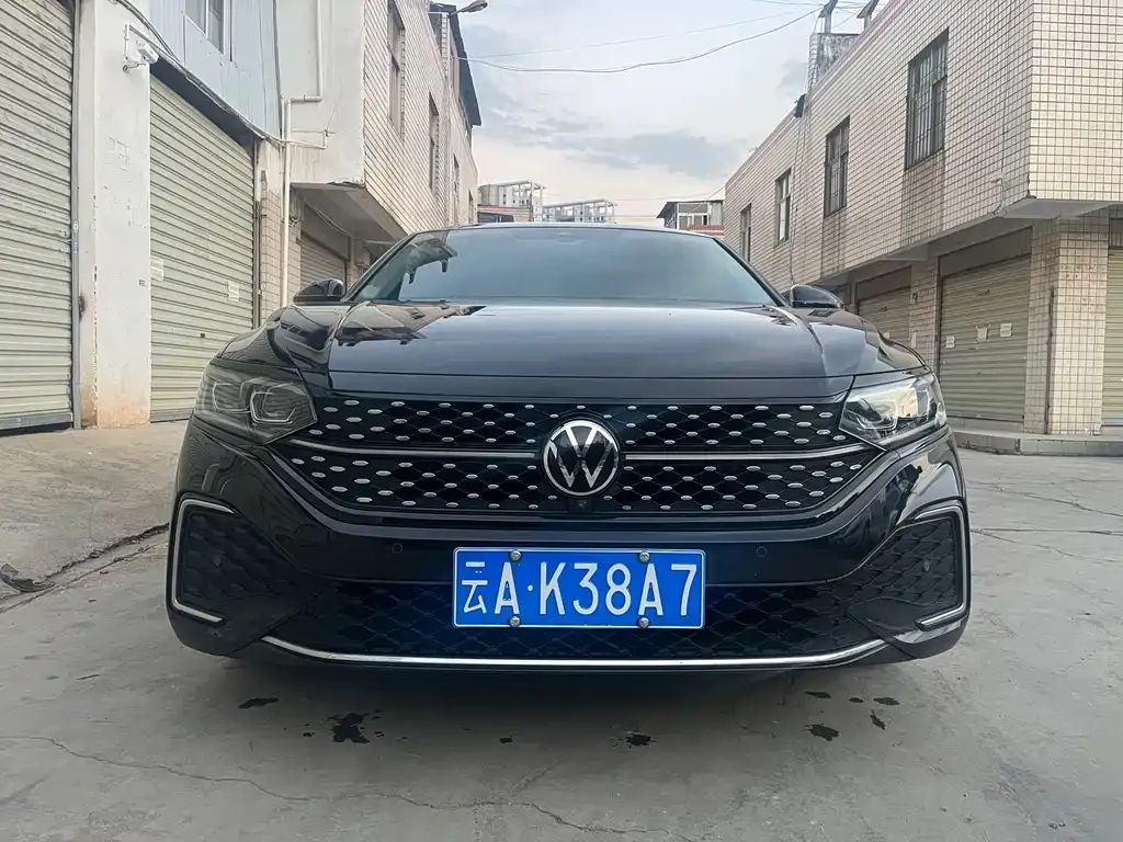 Volkswagen Passat — фото 4