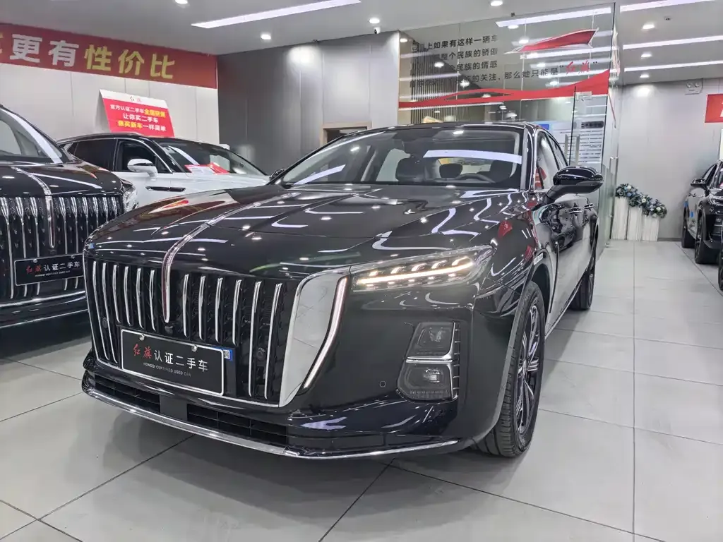 Hongqi H5 PHEV — фото 1