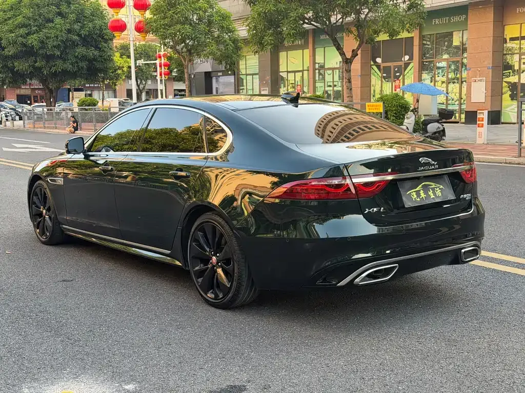 Jaguar XFL — фото 6