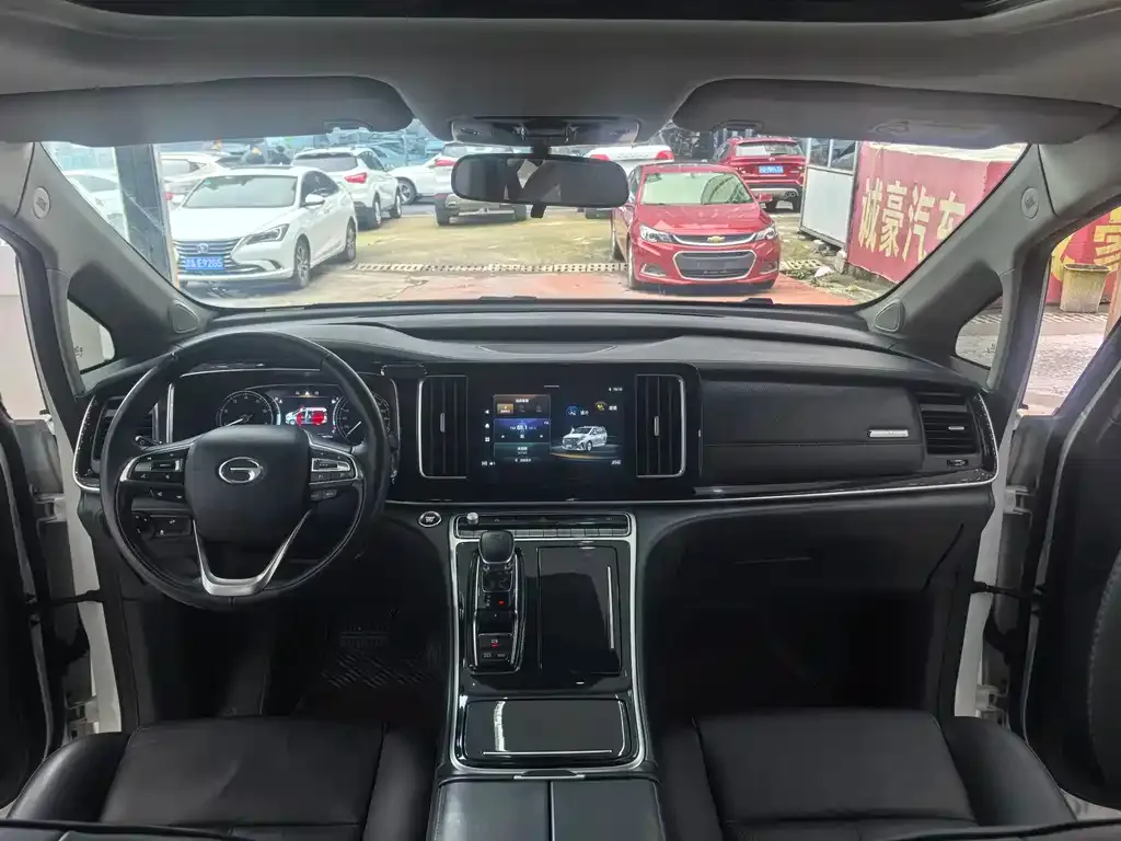 GAC Motor Trumpchi M8 — фото 10