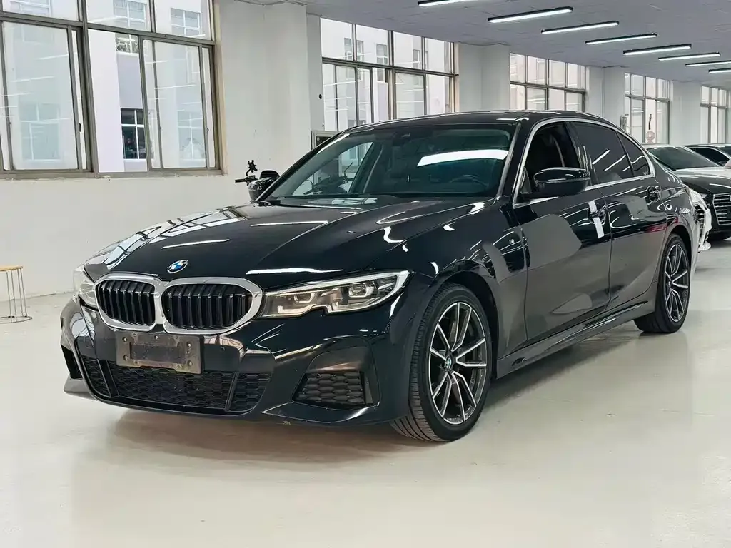 BMW 3 Series — фото 1