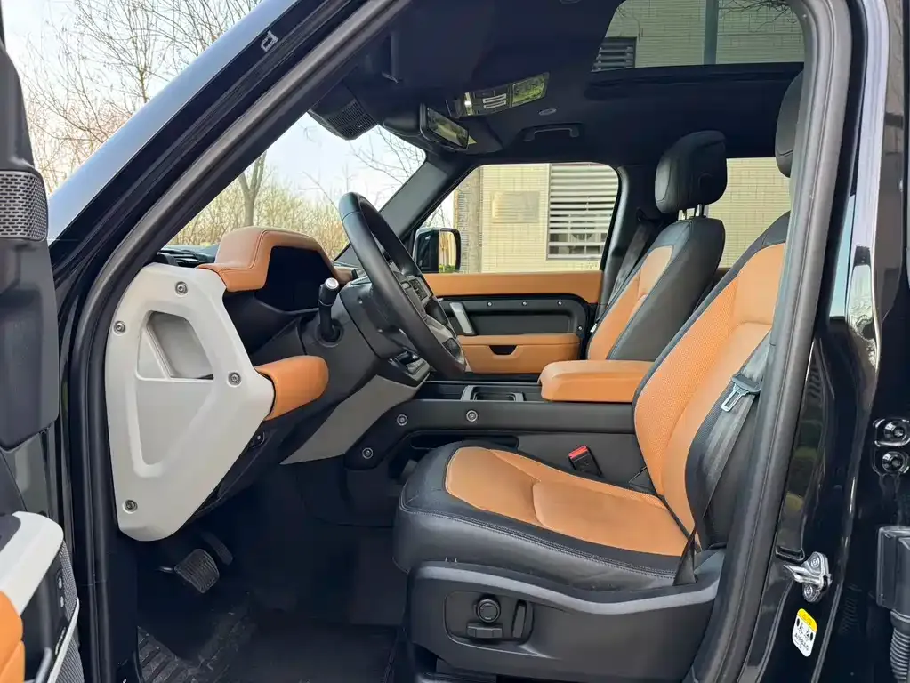 Land Rover Defender — фото 2