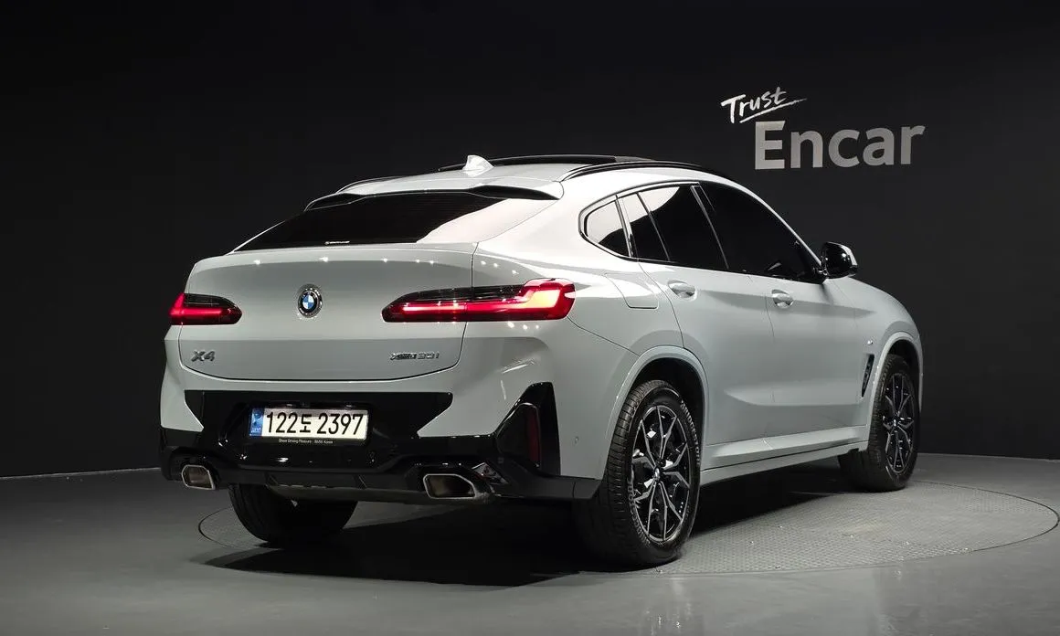 BMW X4 — фото 9