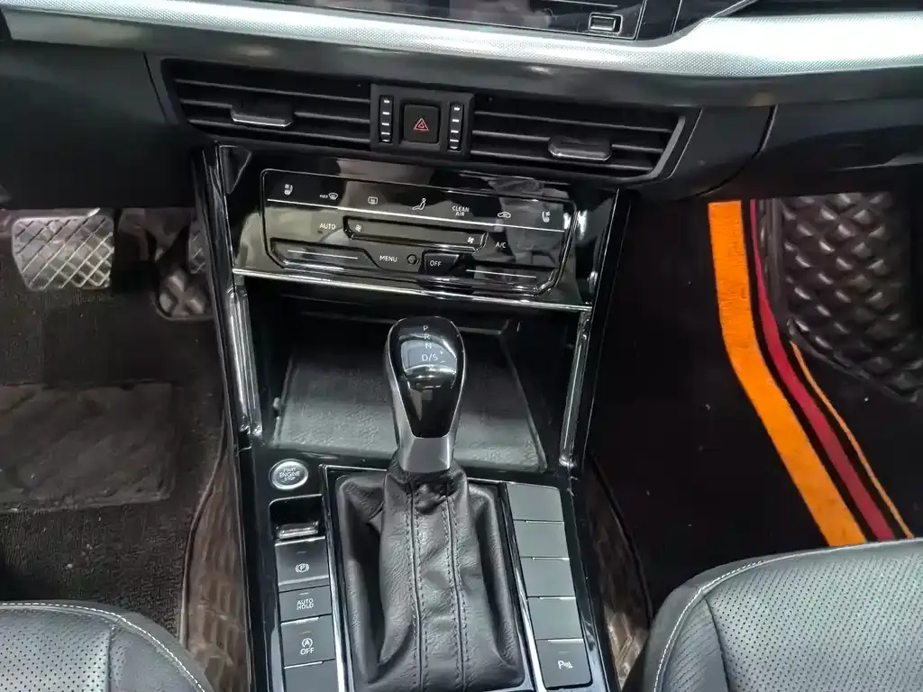 Volkswagen Passat — фото 4