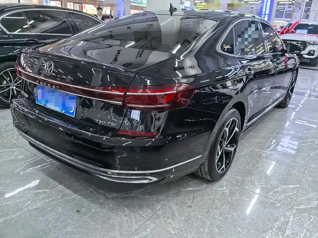 Volkswagen Passat — фото 5