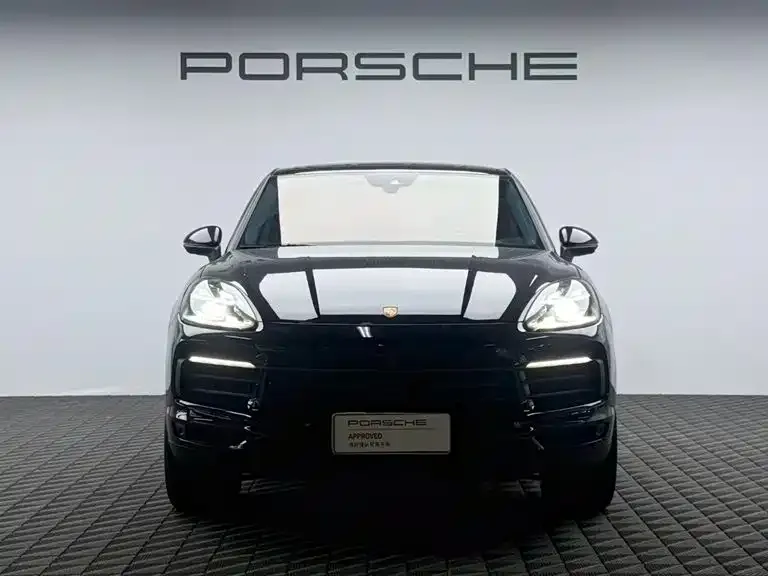 Porsche Cayenne — фото 7