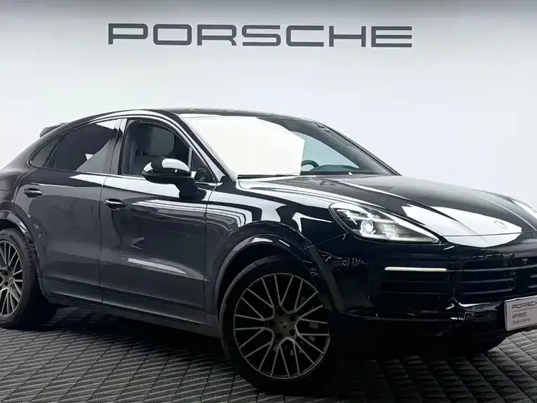 Porsche Cayenne — фото 4