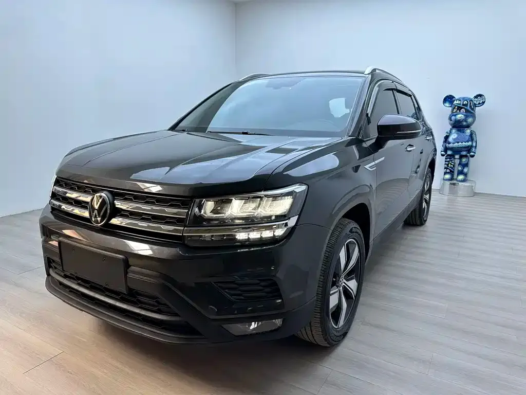 Volkswagen Tharu — фото 1