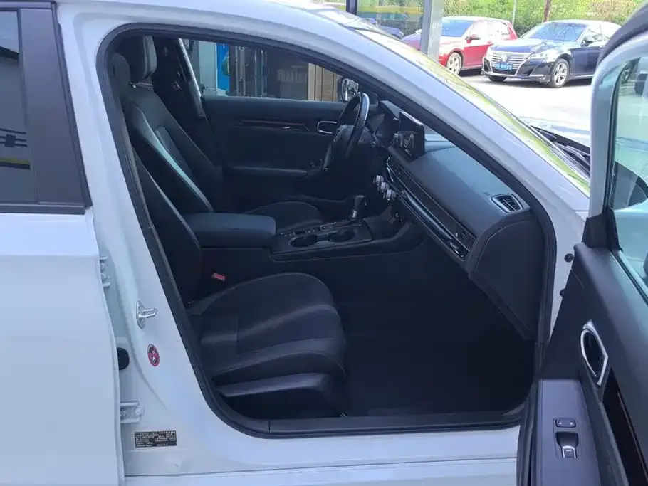 Honda Civic — фото 10