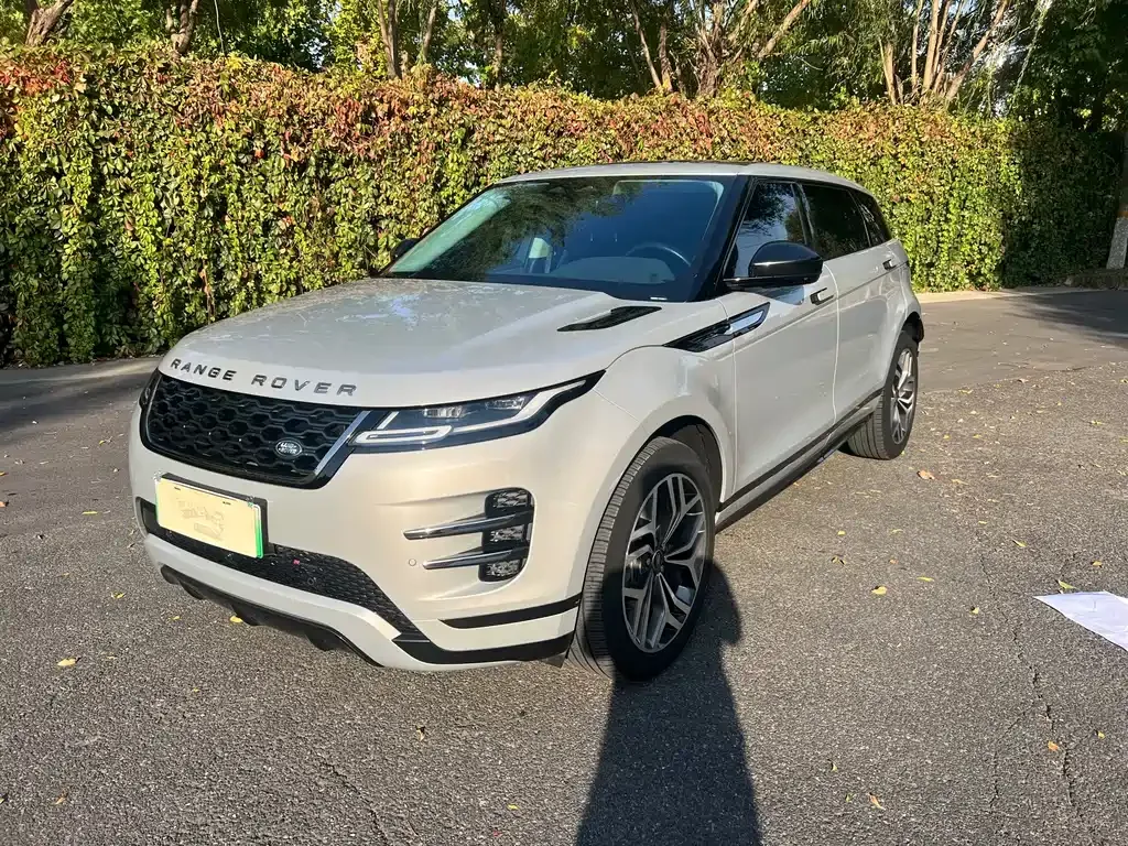 Land Rover Evoque PHEV — фото 1