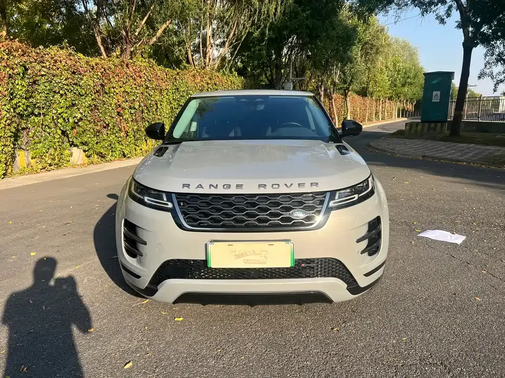 Land Rover Evoque PHEV — фото 7