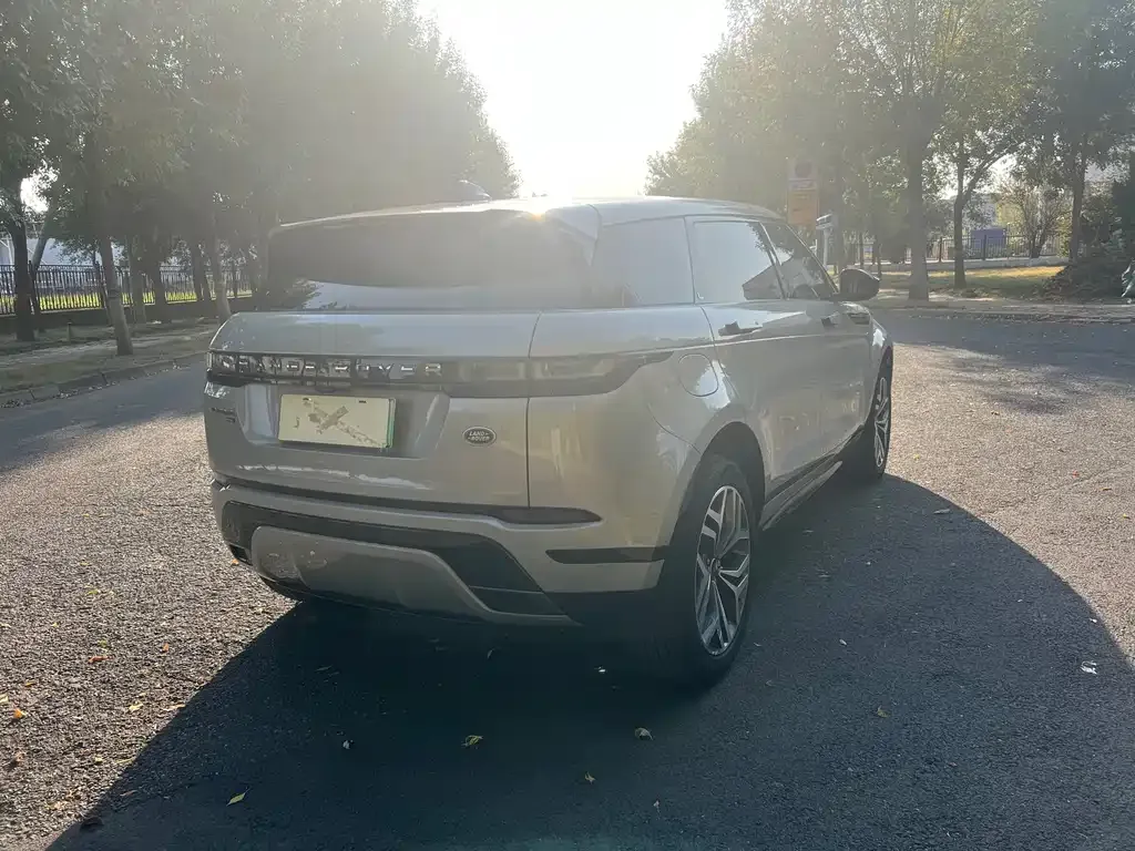 Land Rover Evoque PHEV — фото 3