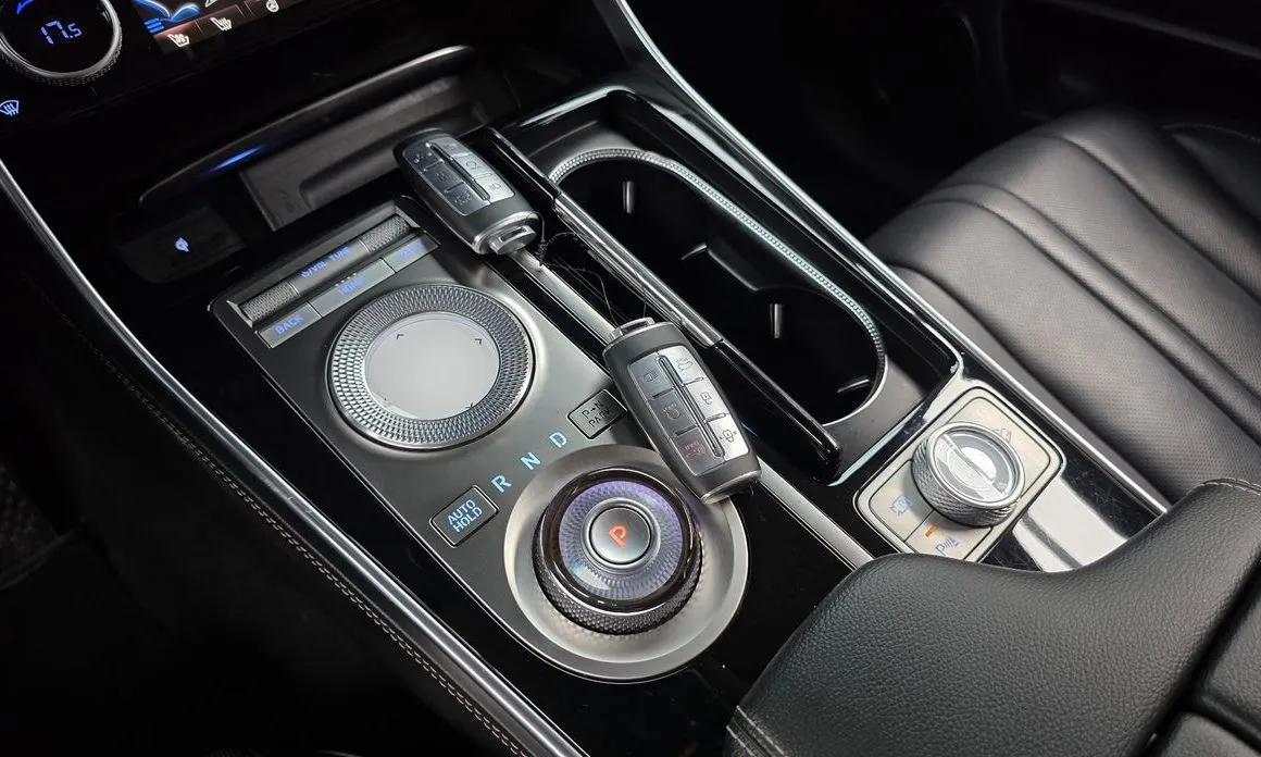 Genesis GV80 — фото 10