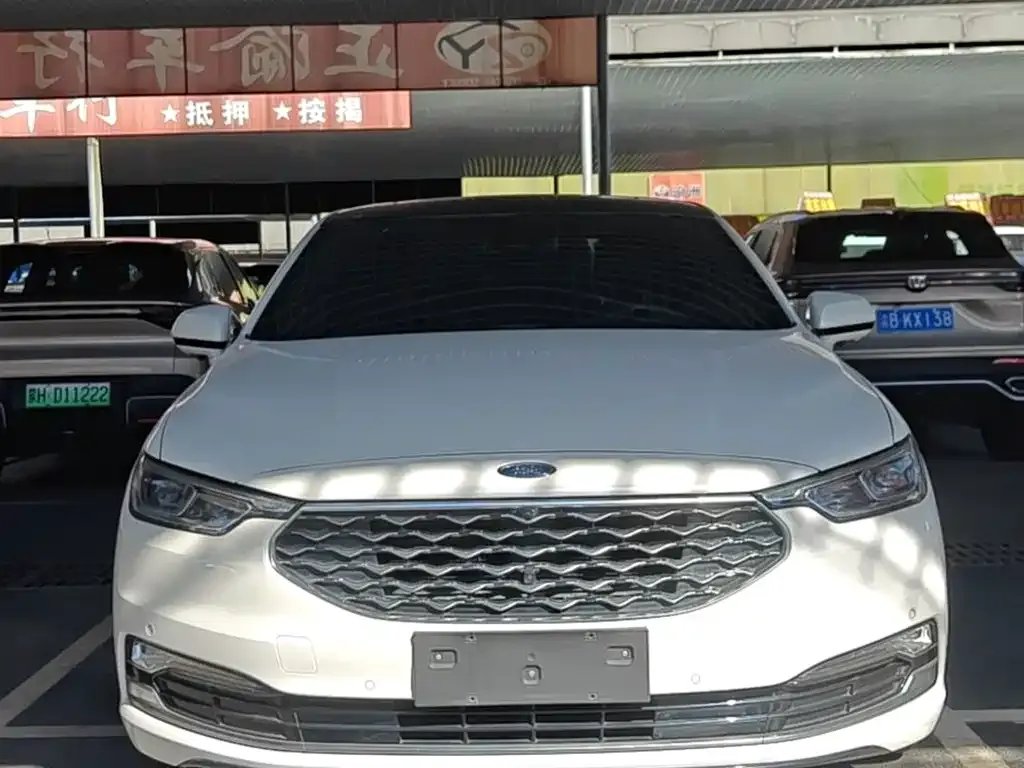 Ford Taurus — фото 10