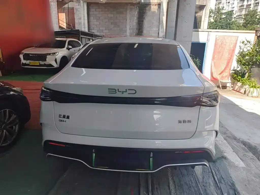 BYD Seal 06 — фото 9
