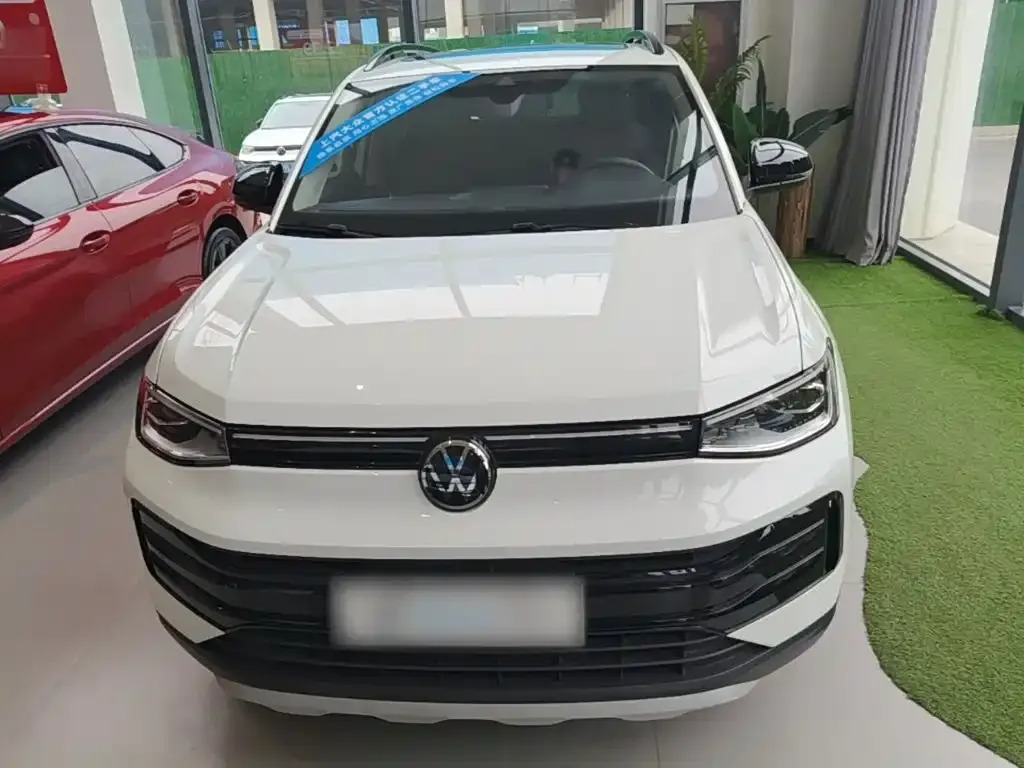 Volkswagen Tharu — фото 3