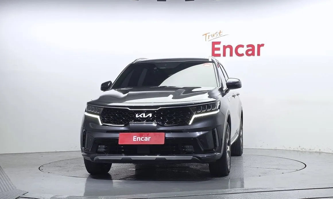 Kia Sorento — фото 9