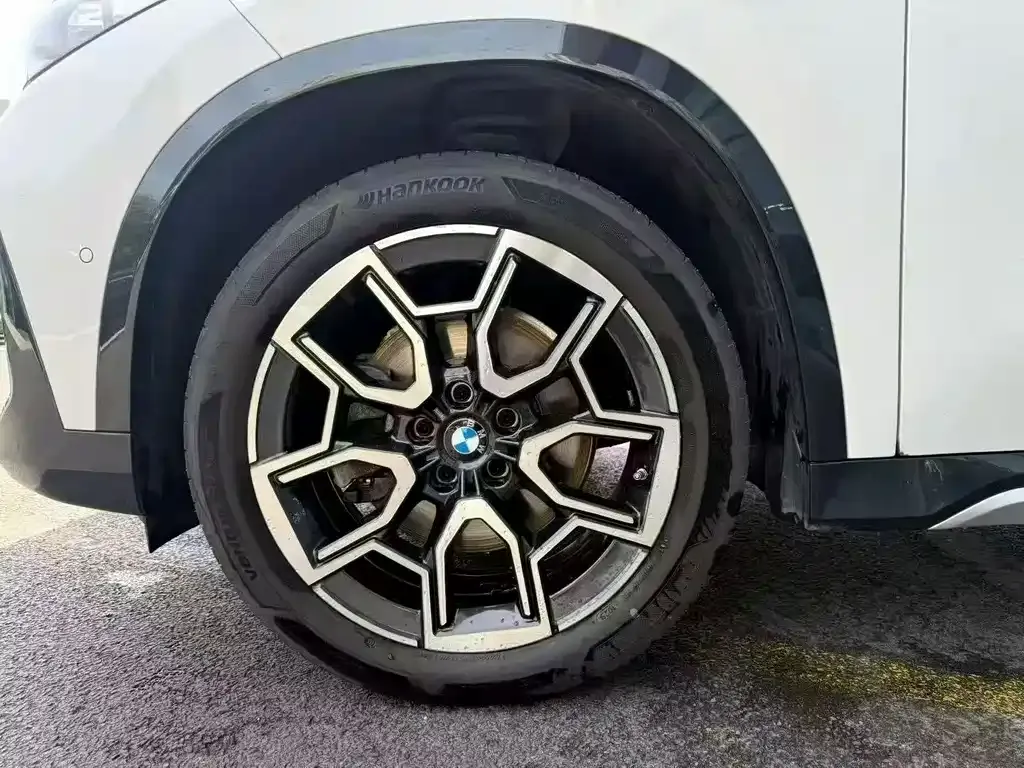 BMW X1 — фото 10