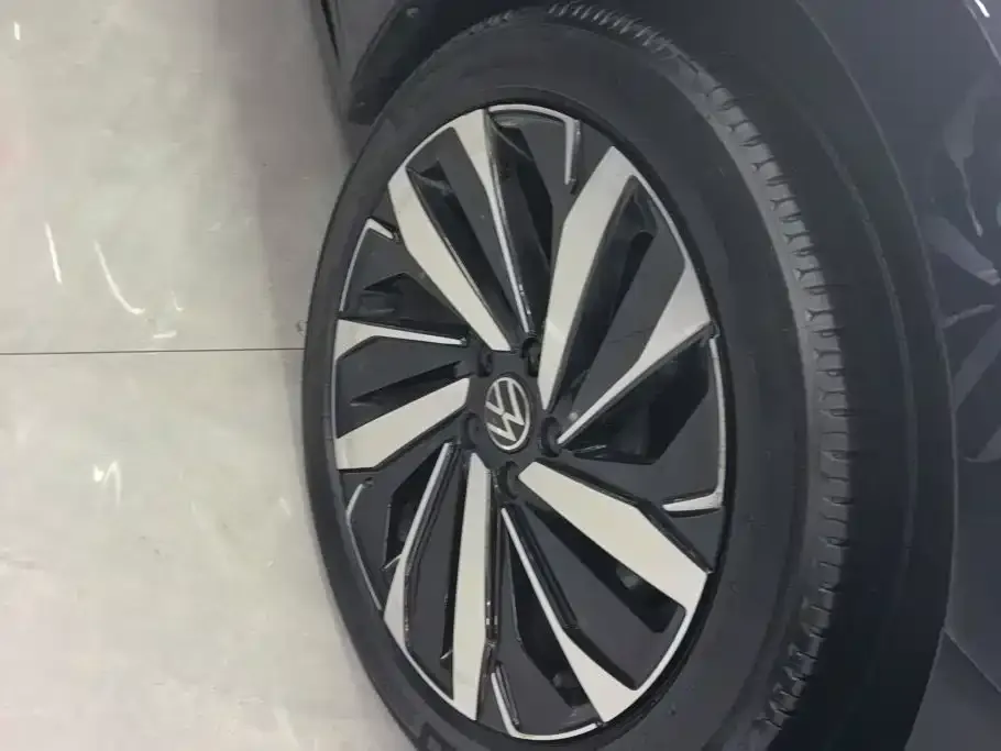 Volkswagen Passat — фото 5