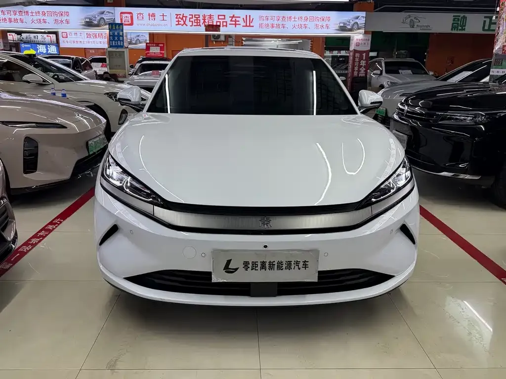 BYD Qin L — фото 8
