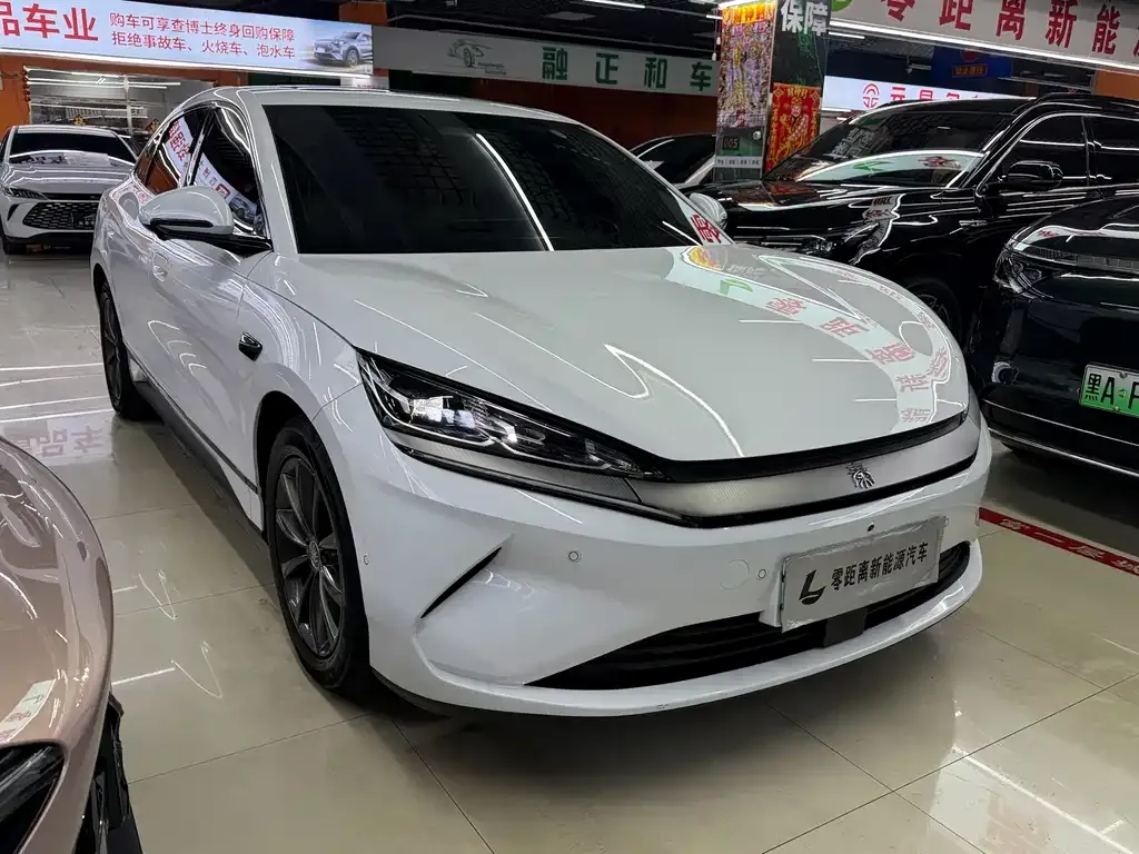 BYD Qin L — фото 6