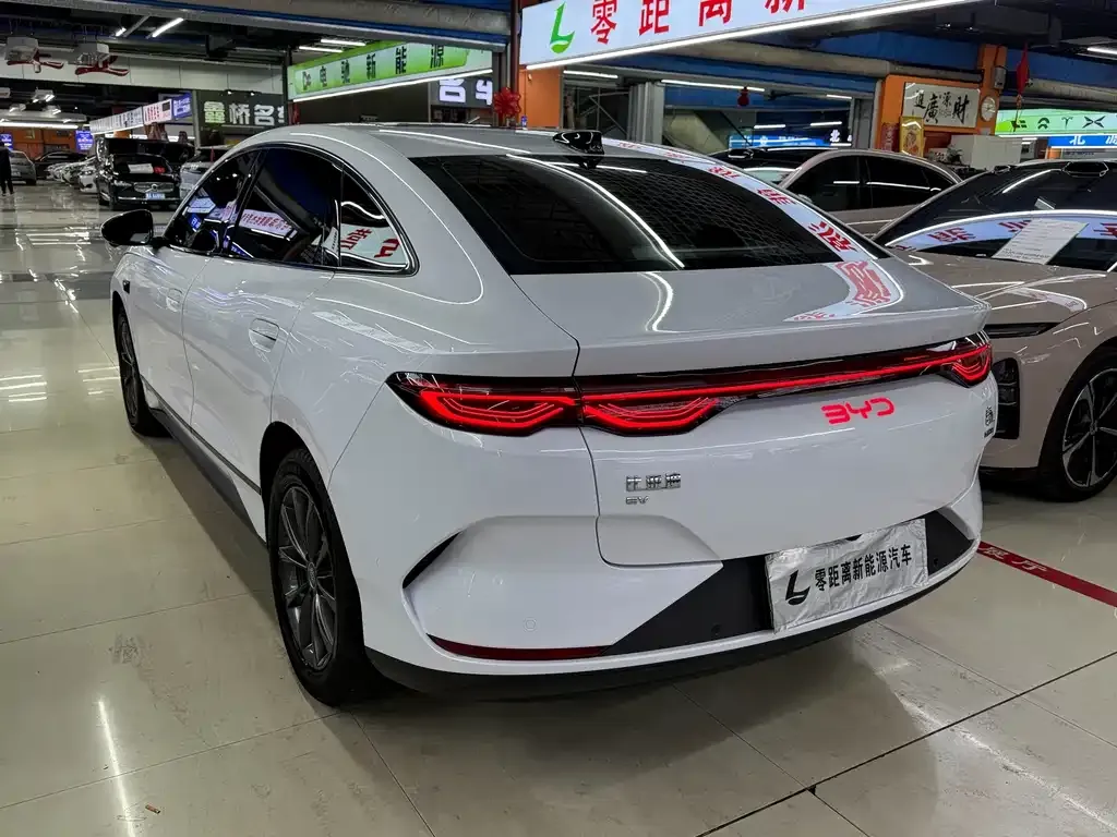 BYD Qin L — фото 3