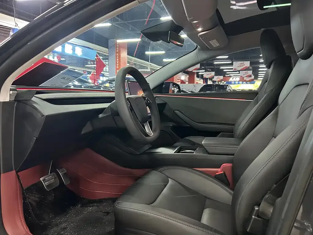 Tesla Model 3 — фото 6