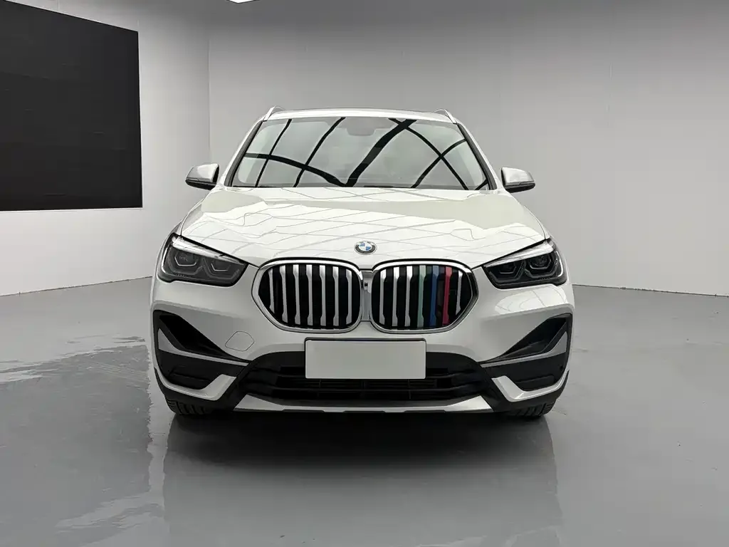 BMW X1 — фото 2