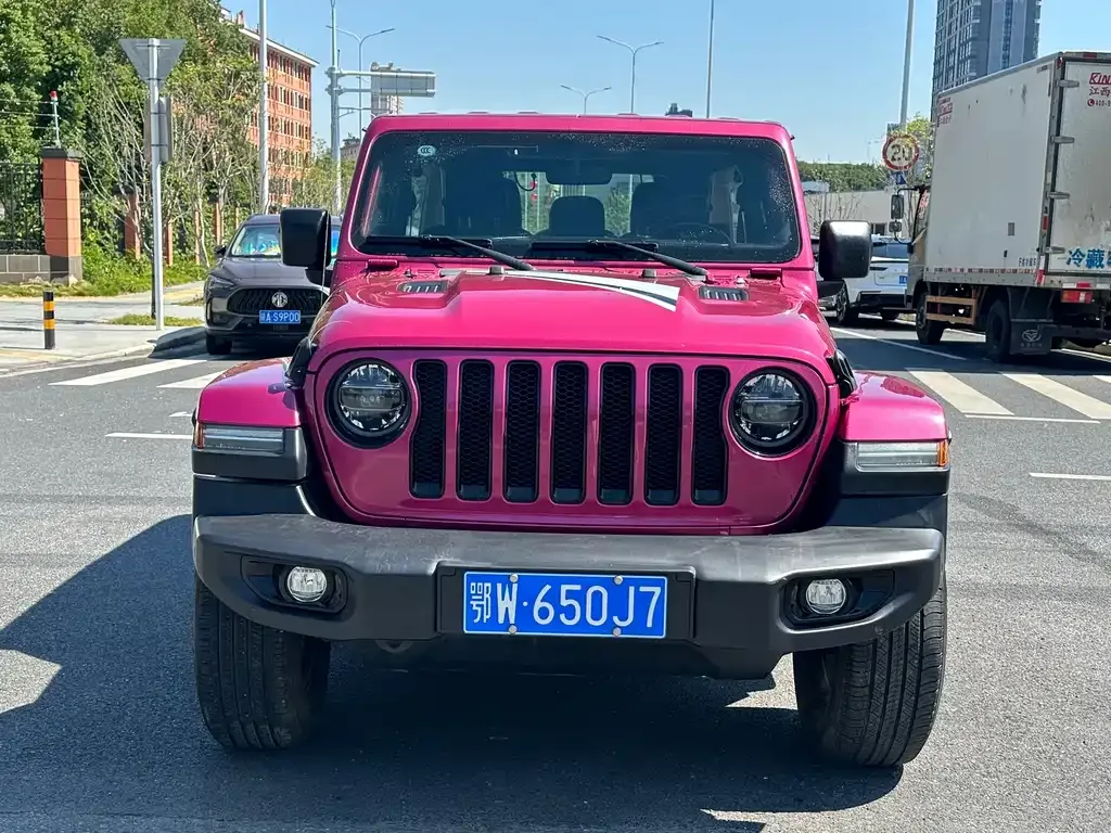 Jeep Wrangler — фото 2