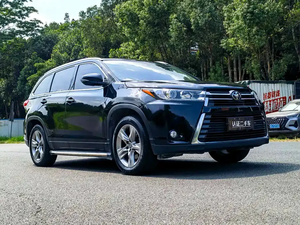 Toyota Highlander — фото 6