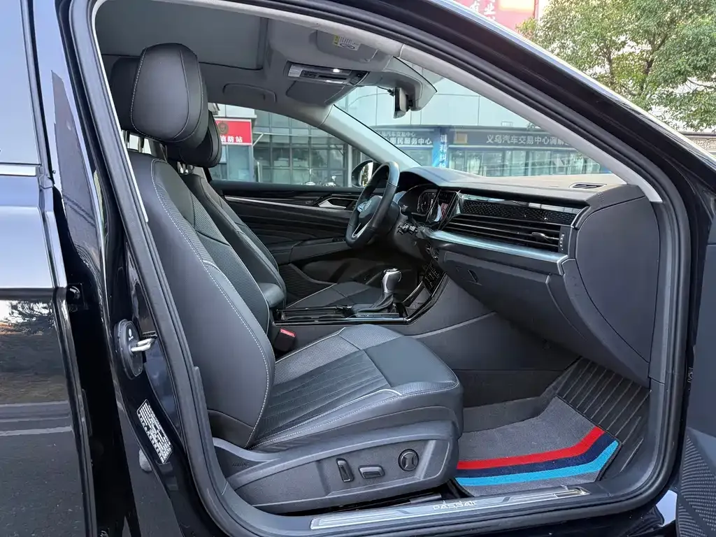 Volkswagen Passat — фото 3